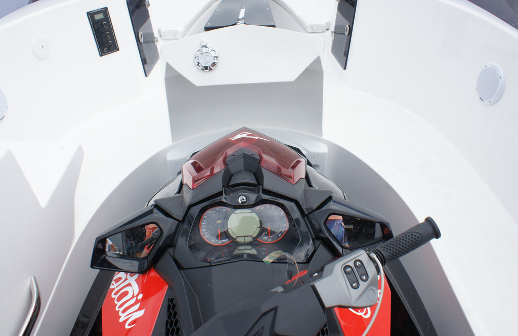 SEALVER WAVE BOAT 656 JETSKI